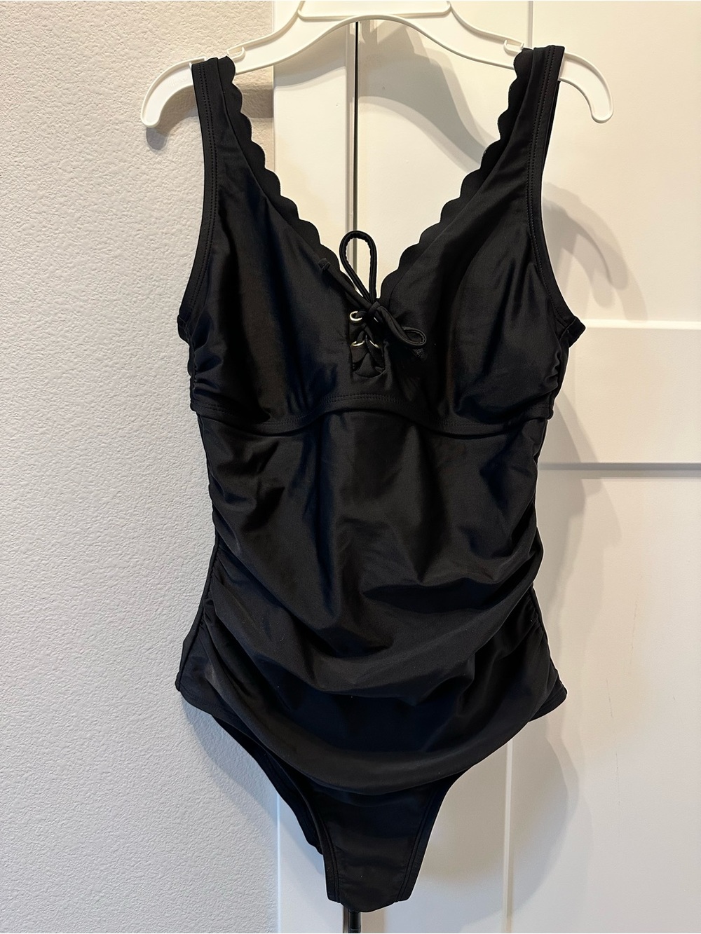 Kona Sol Black Women's Lace-Up One-Piece Swimsuit new size S